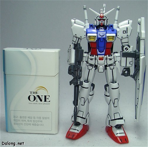 大龙评测 HGUC 机动战士高达0083 星尘的回忆 RX-78GP01 高达试作1号机“玉帘”