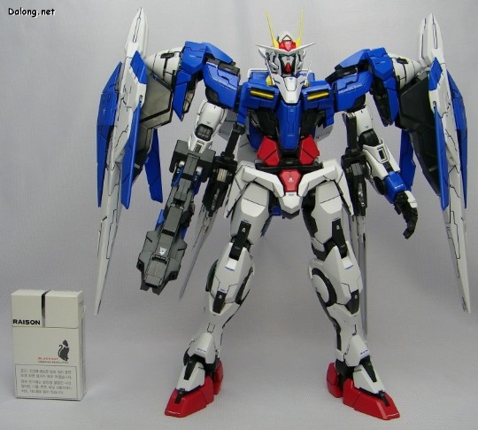 大龙评测 PG 1/60 机动战士高达00 -0000+GNR-010 00强化模组&GN-0000 00高达