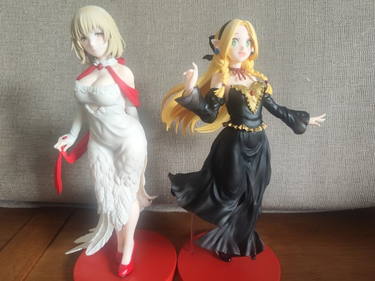 这套真的绝呀,设计+创意+剧情+颜值+美感+性格足了