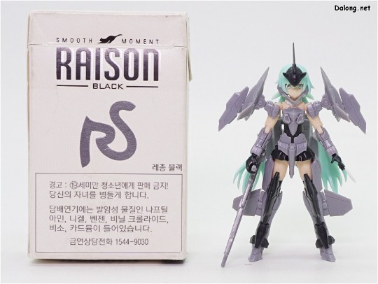 大龙评测 掌上尺寸少女 机甲少女 短剑 XF-3 低可视度