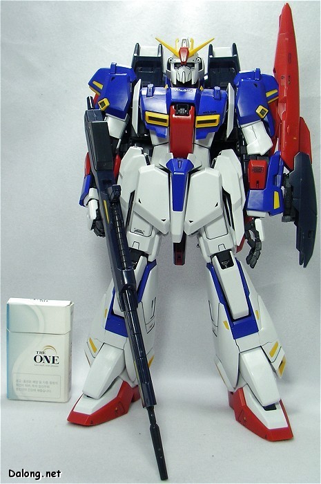 大龙评测 PG 1/60 	机动战士Z高达  MSZ-006 Z高达