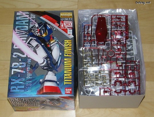 大龙板件/盒子图 MG 机动战士高达 RX-78-2 高达&FF-X7 核心战机 Titanium Finish