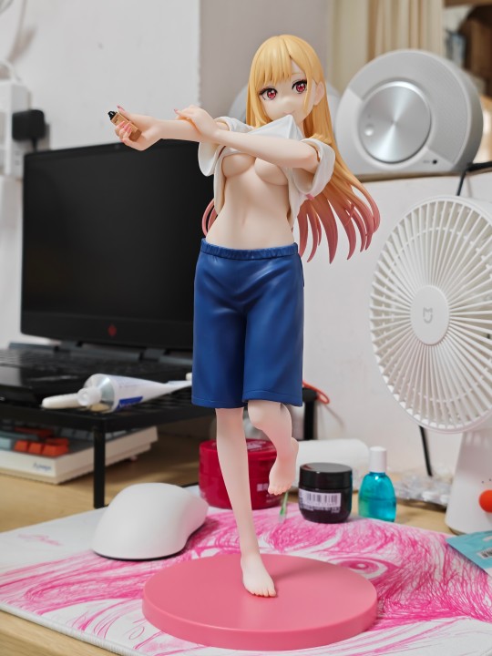 喜多川海梦五条新菜的运动服大货