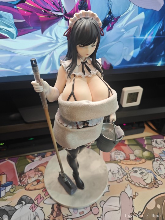 叹气女仆