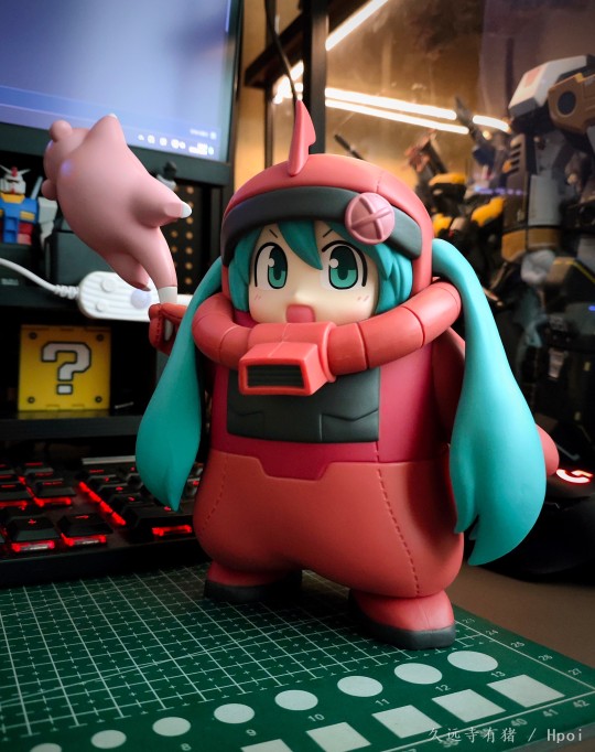 眼镜厂 夏亚扎古谷努咪  高达45周年×初音未来
