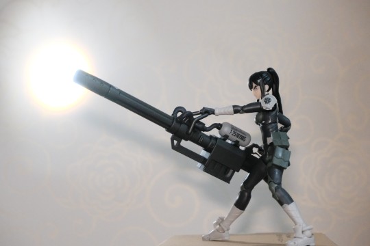 怪兽八号亚白米娜