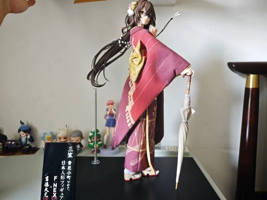 暮然回首，那人却在，灯火阑珊处