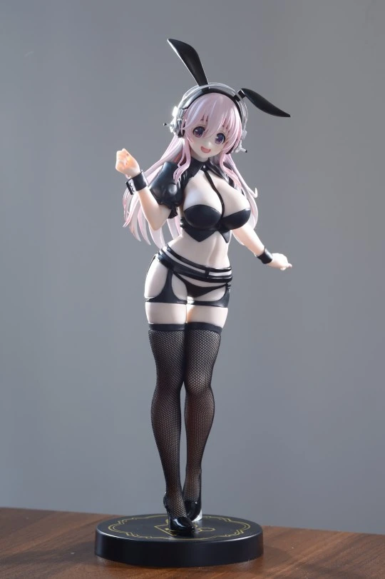 开箱实拍FuRyu超级索尼子逆兔女郎ver