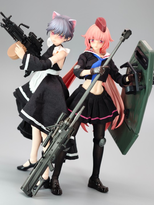 小军械库 1/12 重型盾、M249