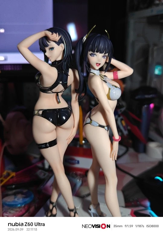 硬式水着女子