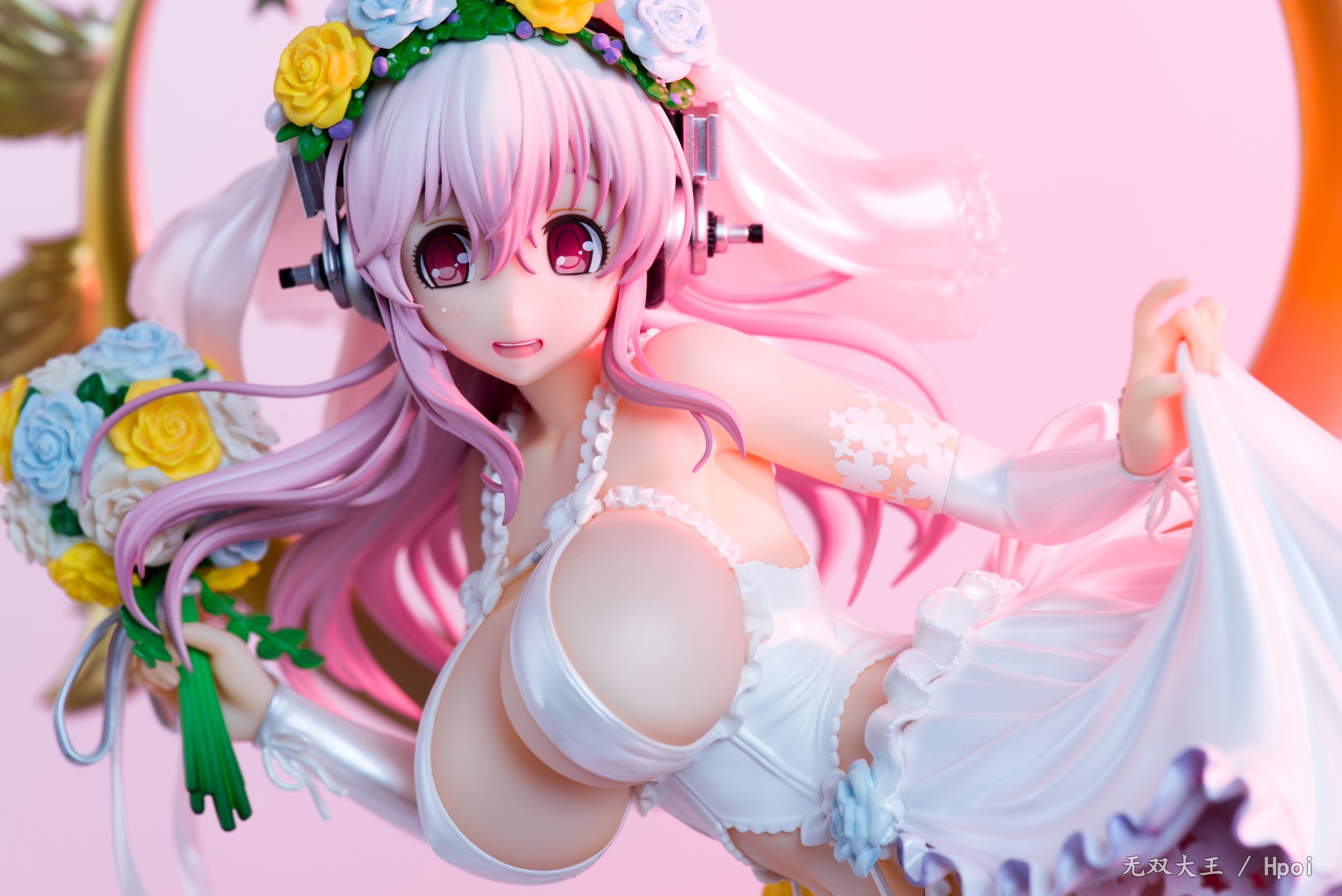 屁骚端奶 骚妮子