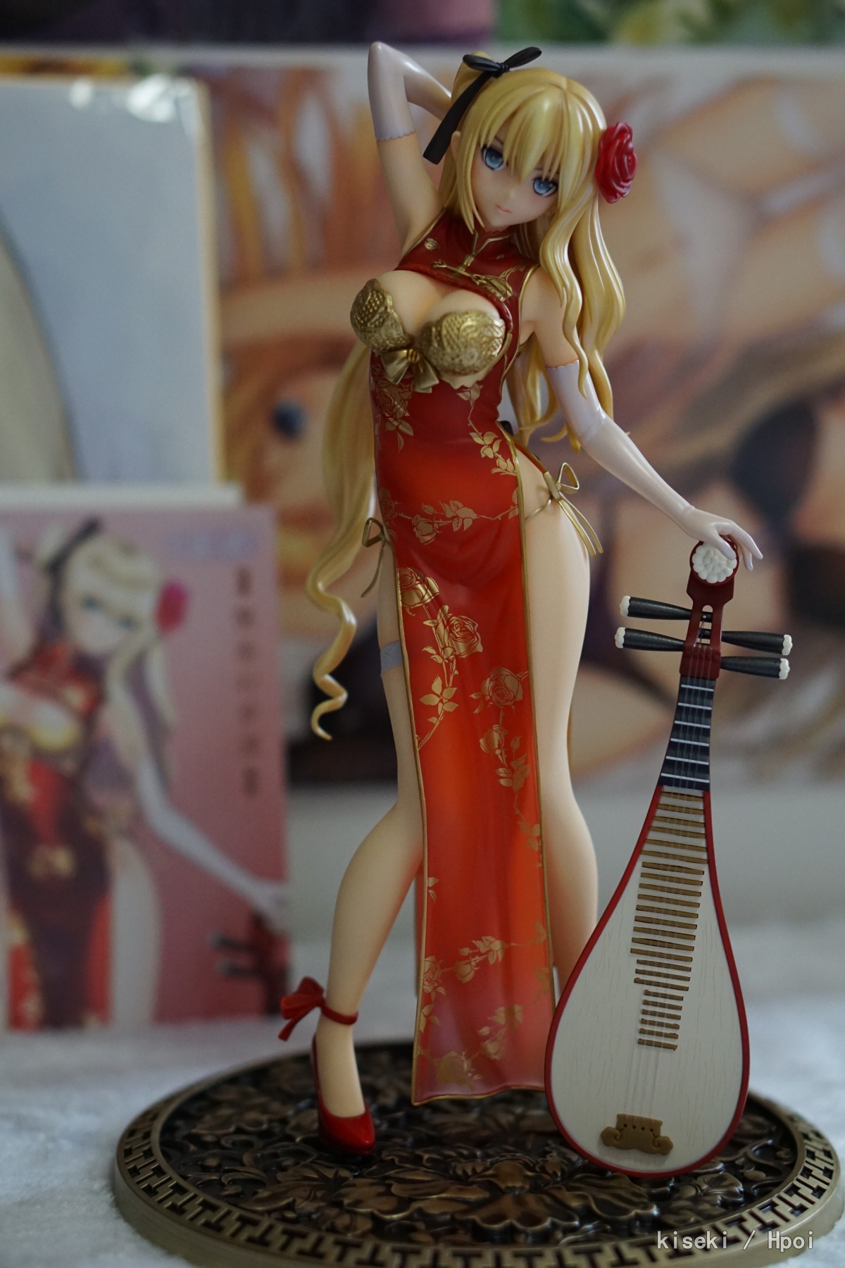 金莲异色  旗袍还是红的好看_(:з」∠)_