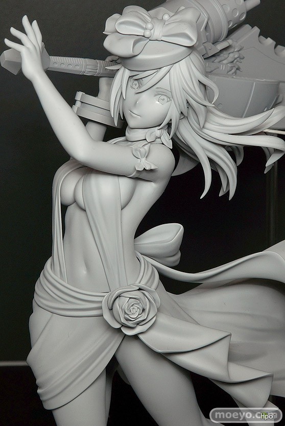 噬神者2 	艾莉莎・伊莉妮琪娜・奥美拉 深紅纪念礼服Ver.