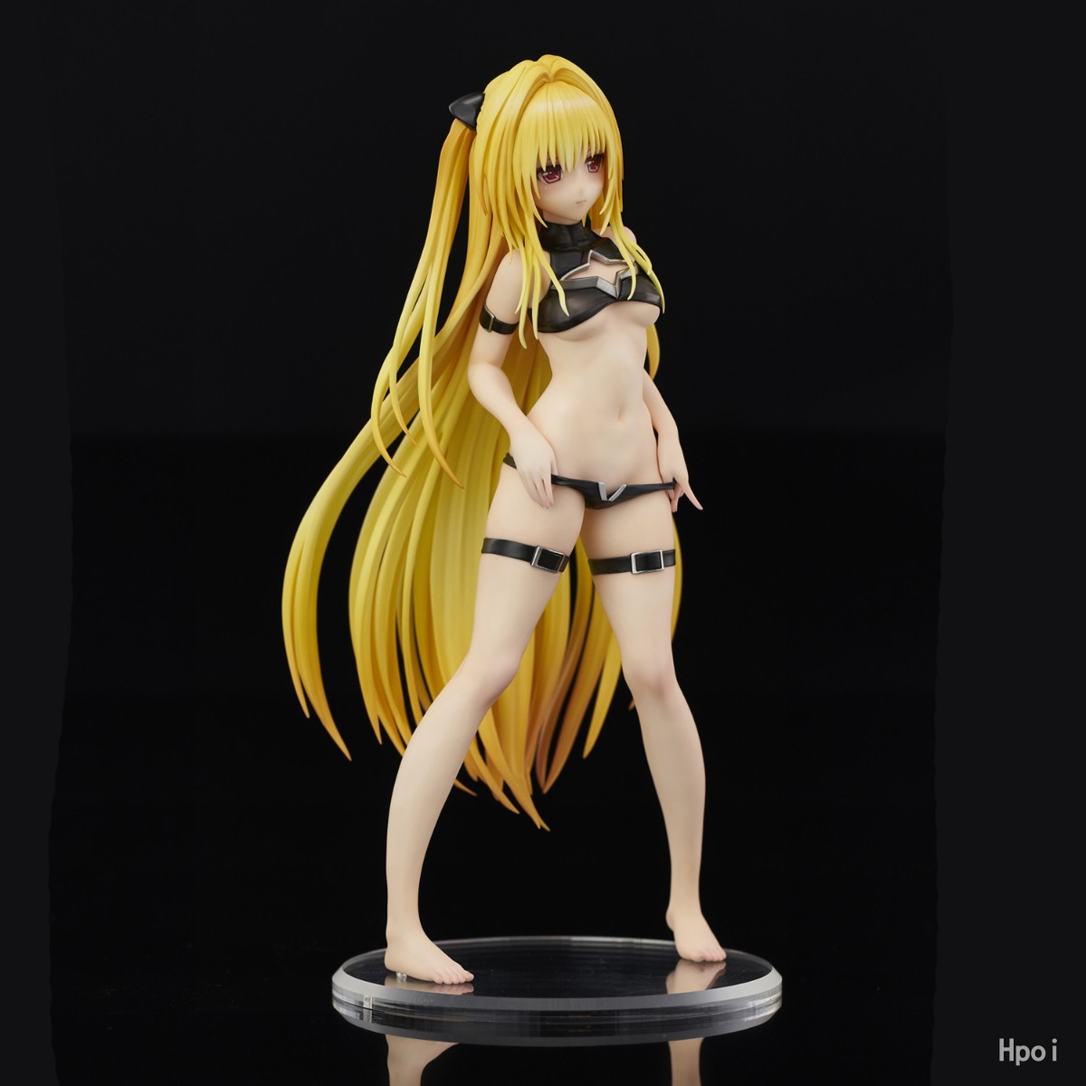 To LOVE Ru Darkness  金色暗影 泳装ver.
