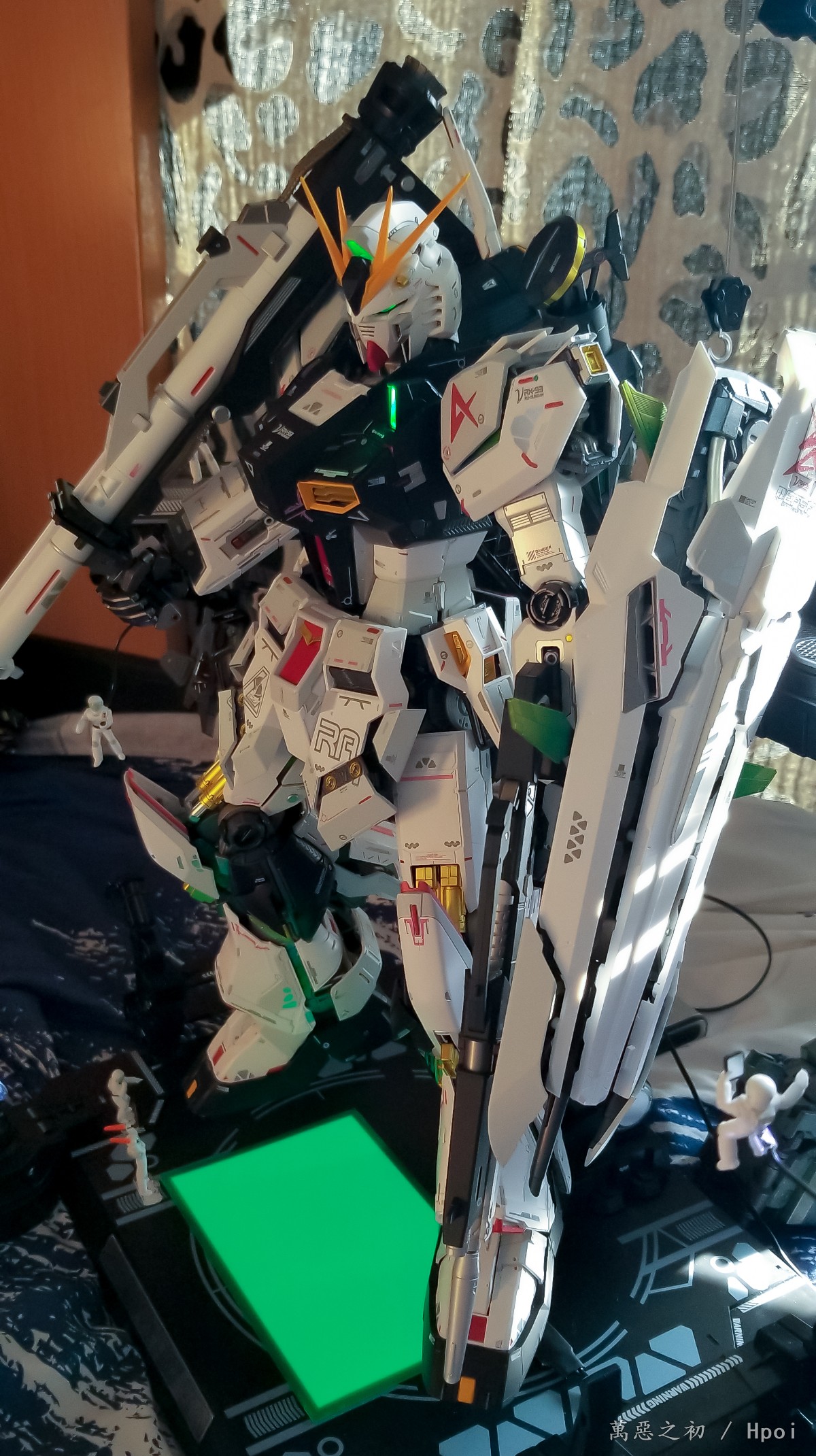 解体匠機 RX 93 Nu Gundam