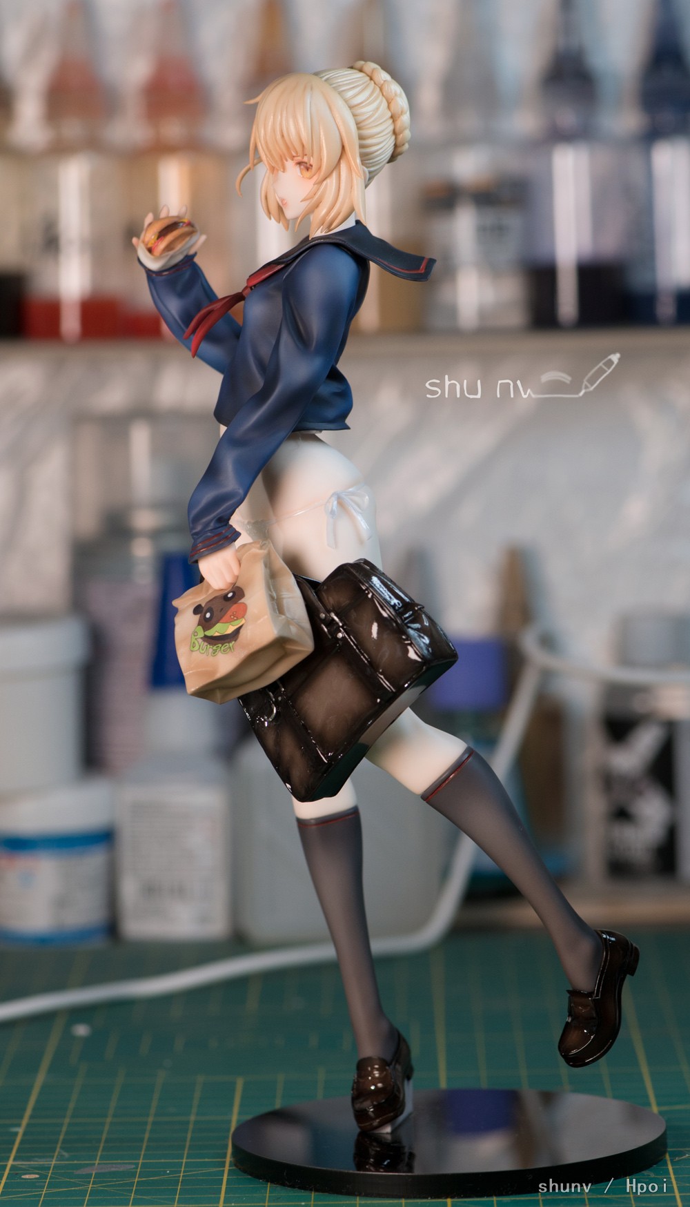 人手一只汉堡王