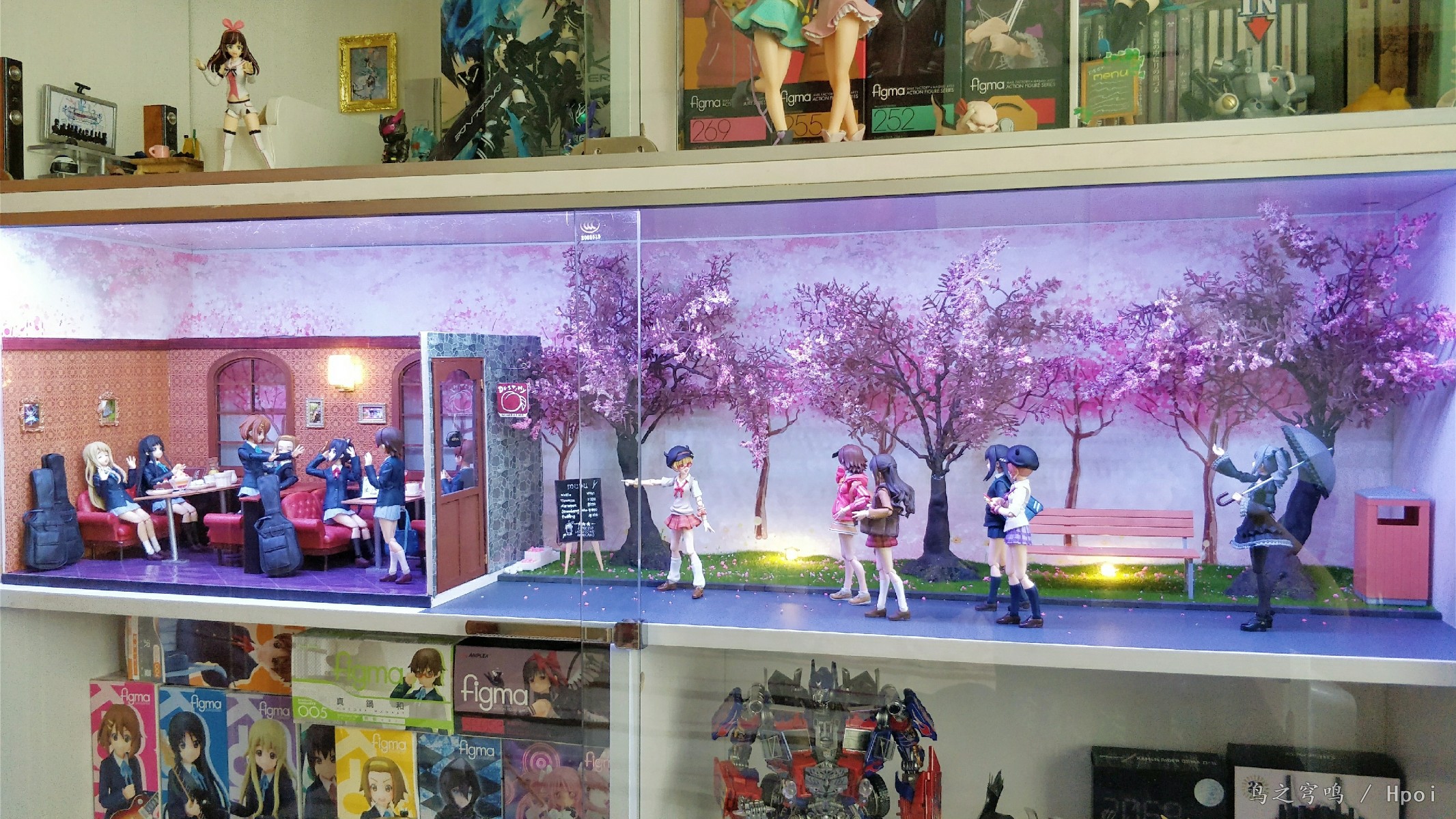 店外的樱花街道