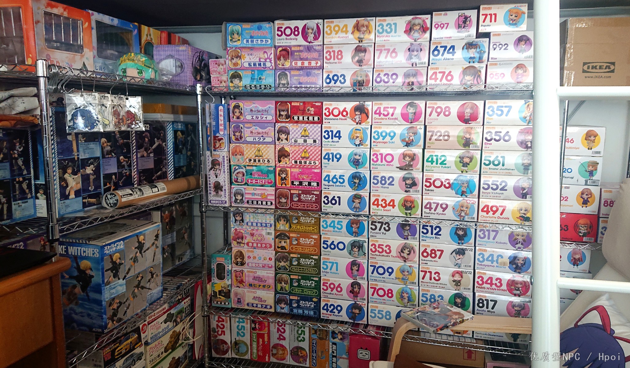 小型阿宅娱乐会所