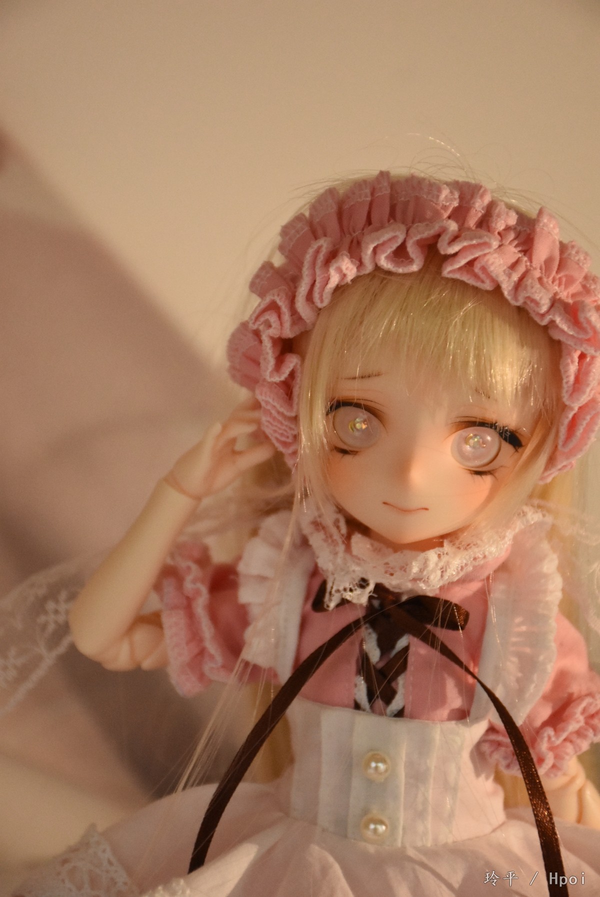 拍了拍自养的娃，条件有限