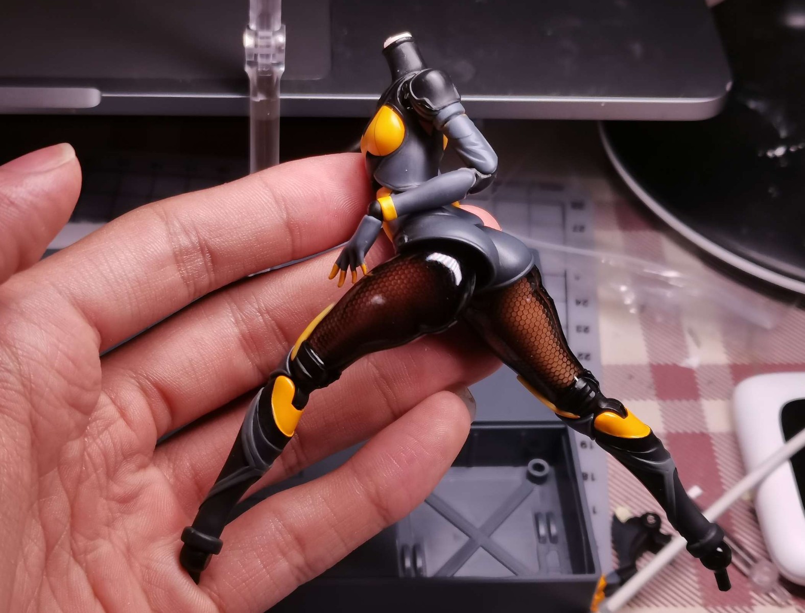 蜗之壳 黄蜂 嗡酱