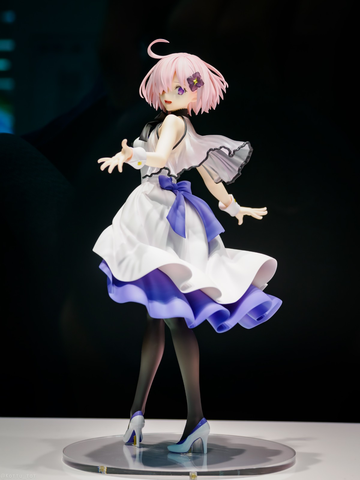 拍的够飘逸另外腿不错