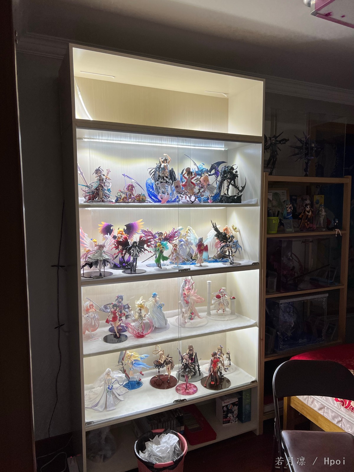 手办柜完成啦！