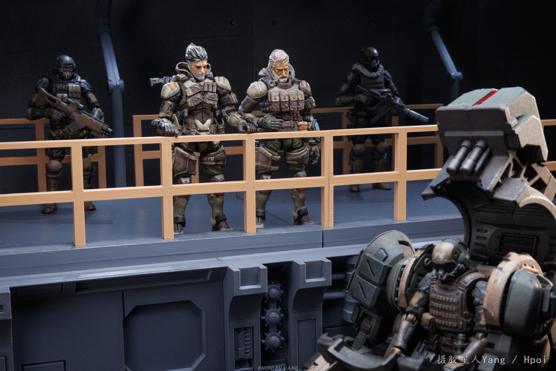 东拼西凑的基地