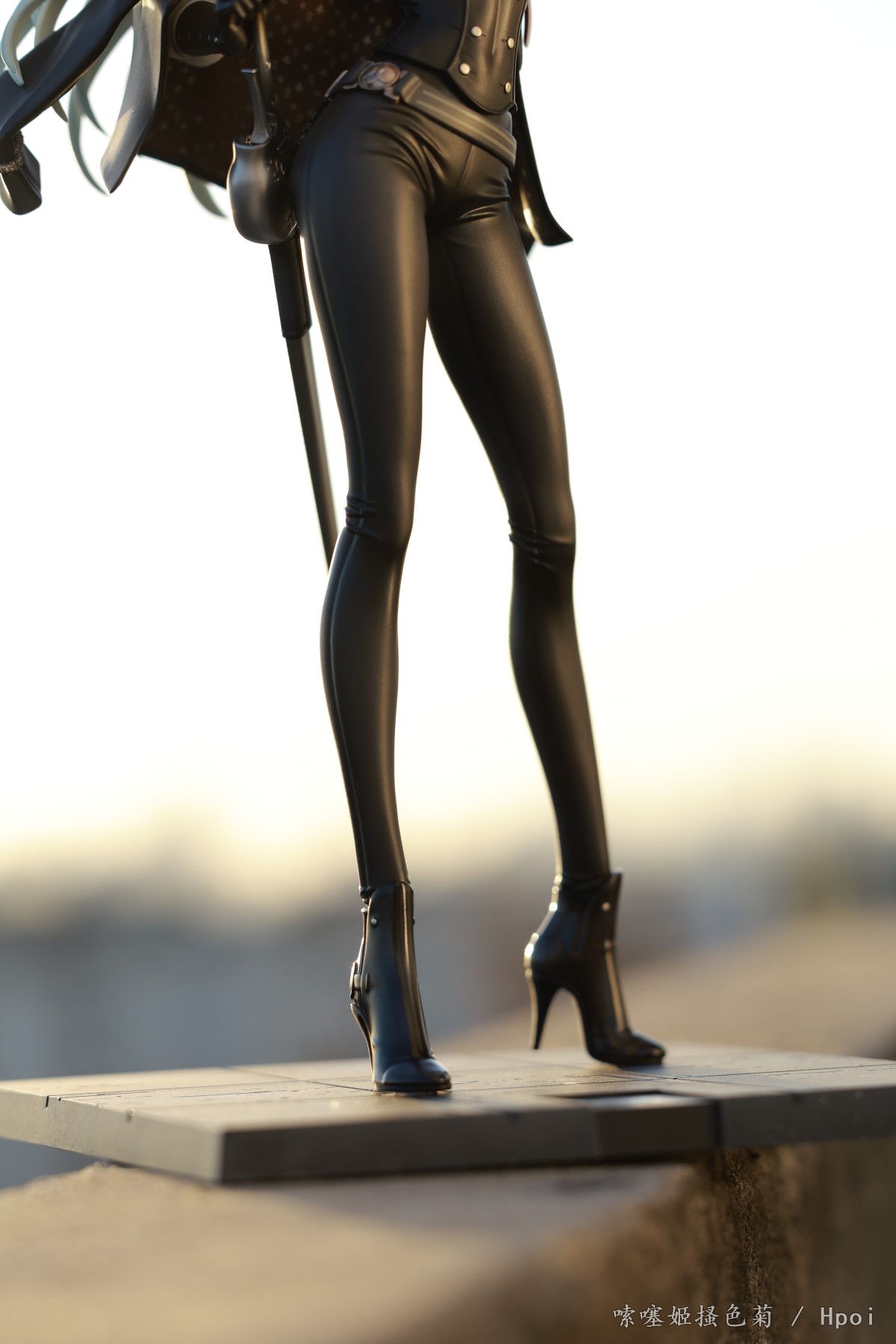 A-Z:[S] 礼服 myethos 屋顶随拍