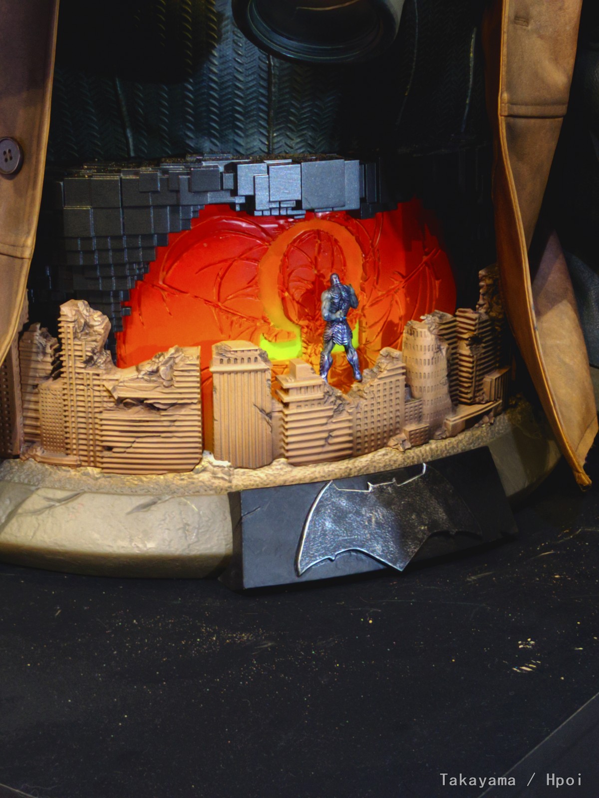 WF2025上海 开天工作室1/1 噩梦蝙蝠侠实物图