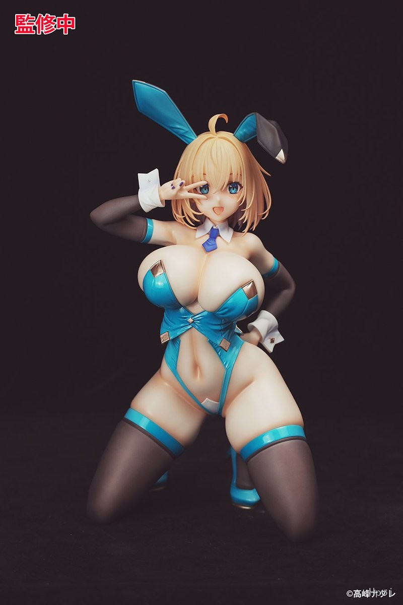 -樱-  索菲亚· F· 希琳 蓝色兔女郎