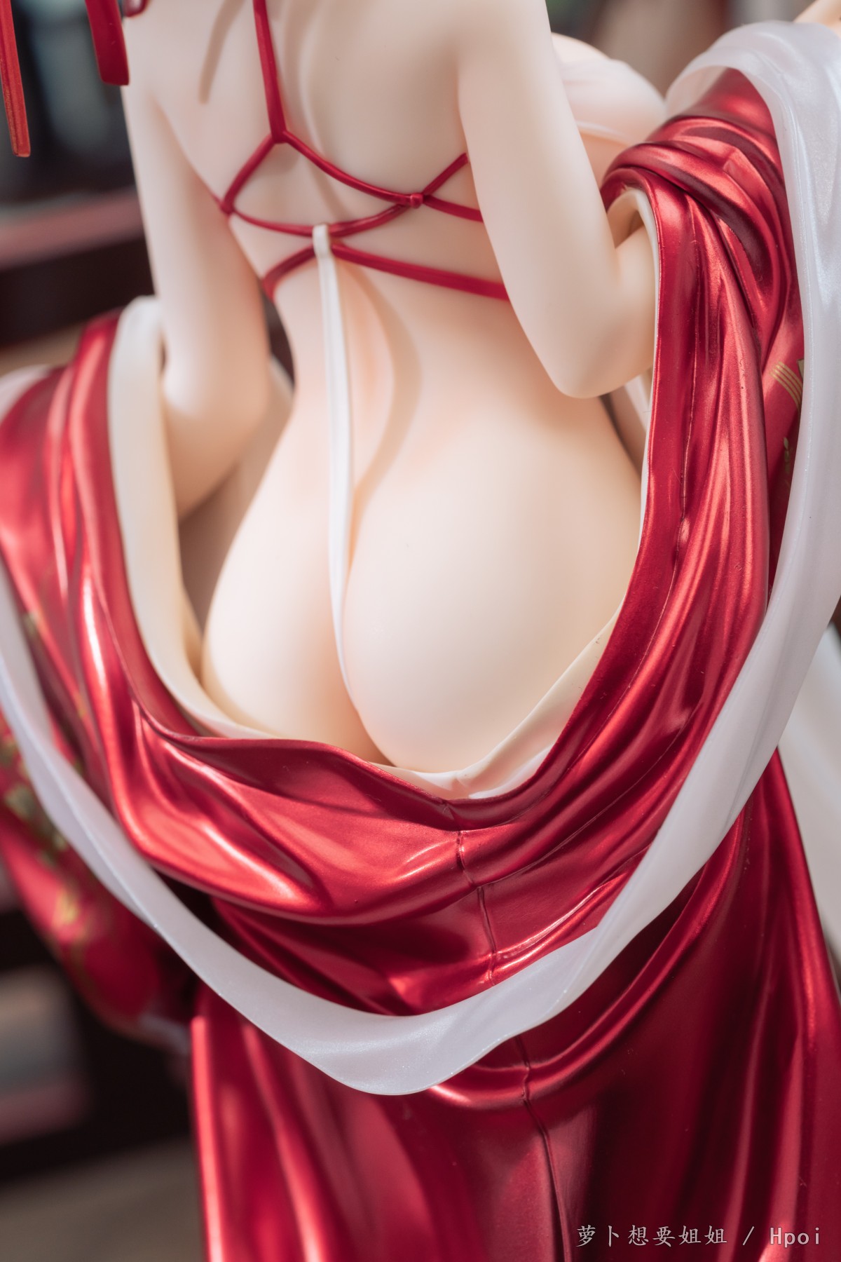 光屁股还爱照镜子是在看什么