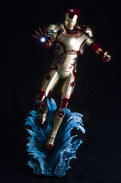 ARTFX  钢铁侠 MARK42