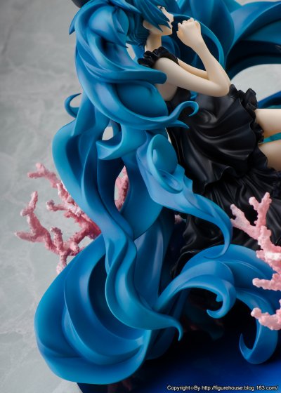 VOCALOID角色系列 01 初音未来 深海少女ver.