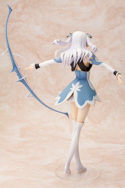 阿露蒂娜・梅・席尔菲斯