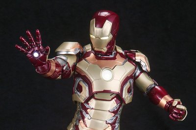 ARTFX  钢铁侠 MARK42