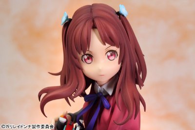 星月・费拉里 withメディオ・ロッソ