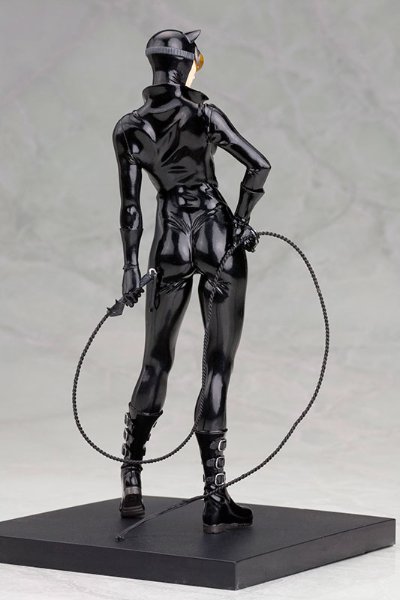 キャットウーマン NEW52