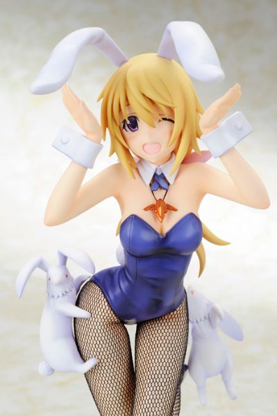 4-Leaves IS〈无限斯特拉托斯〉 夏洛特・迪诺亚－兔女郎－