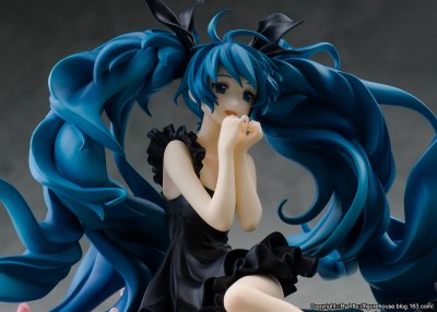 VOCALOID角色系列 01 初音未来 深海少女ver.