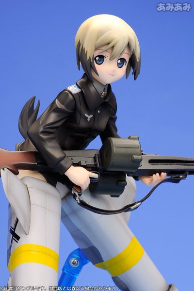 强袭魔女 エーリカ・ハルトマン 