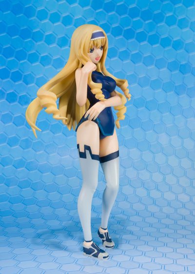 Figuarts ZERO IS〈无限斯特拉托斯〉 塞西莉娅・奥尔卡特