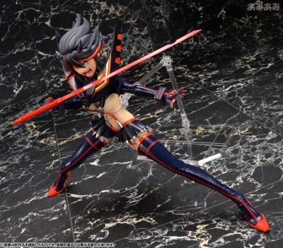 REAL ACTION HEROES No.664 RAH 纏流子（神衣・鮮血Ver.）（初回生産限定：「片太刀鋏 武滾流猛怒」 付）