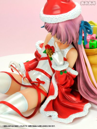 白色学校泳装圣诞装饰