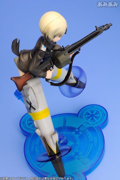 强袭魔女 エーリカ・ハルトマン 