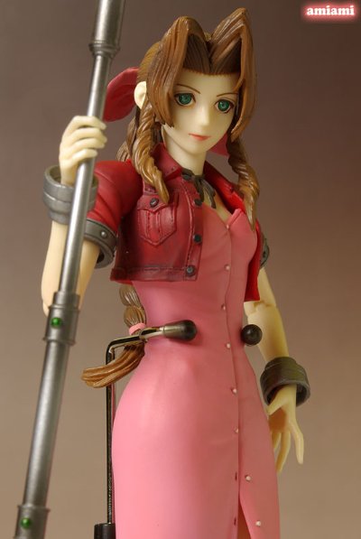 FF VII PlayArts 爱丽丝·盖恩斯巴勒