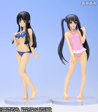 秋山澪 泳装版