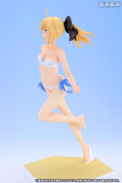 BEACH QUEENS 命运之夜 阿尔托莉雅 Lily