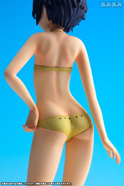 BEACH QUEENS 向阳素描×蜂窝 沙英 