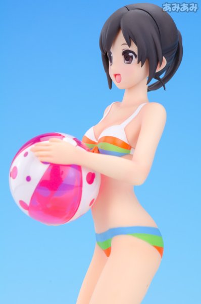 BEACH QUEENS TARI TARI(タリタリ) 坂井和奏 