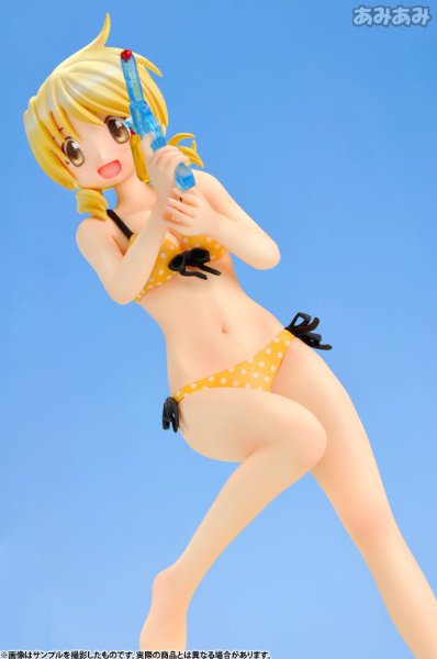 BEACH QUEENS 向阳素描×蜂窝 宮子 